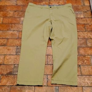 Men's L.L. Bean Khakis 42x30